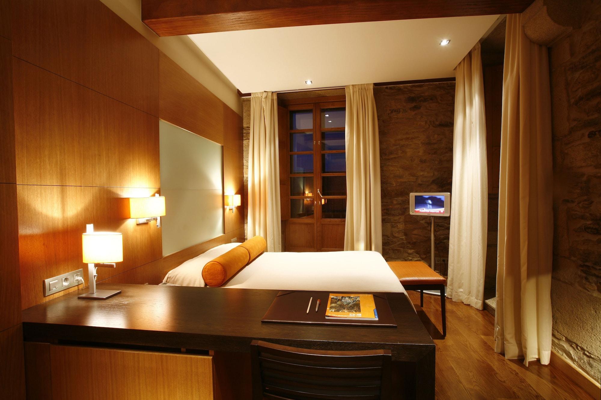 Hotel Altair Сантьяго-де-Компостела Экстерьер фото