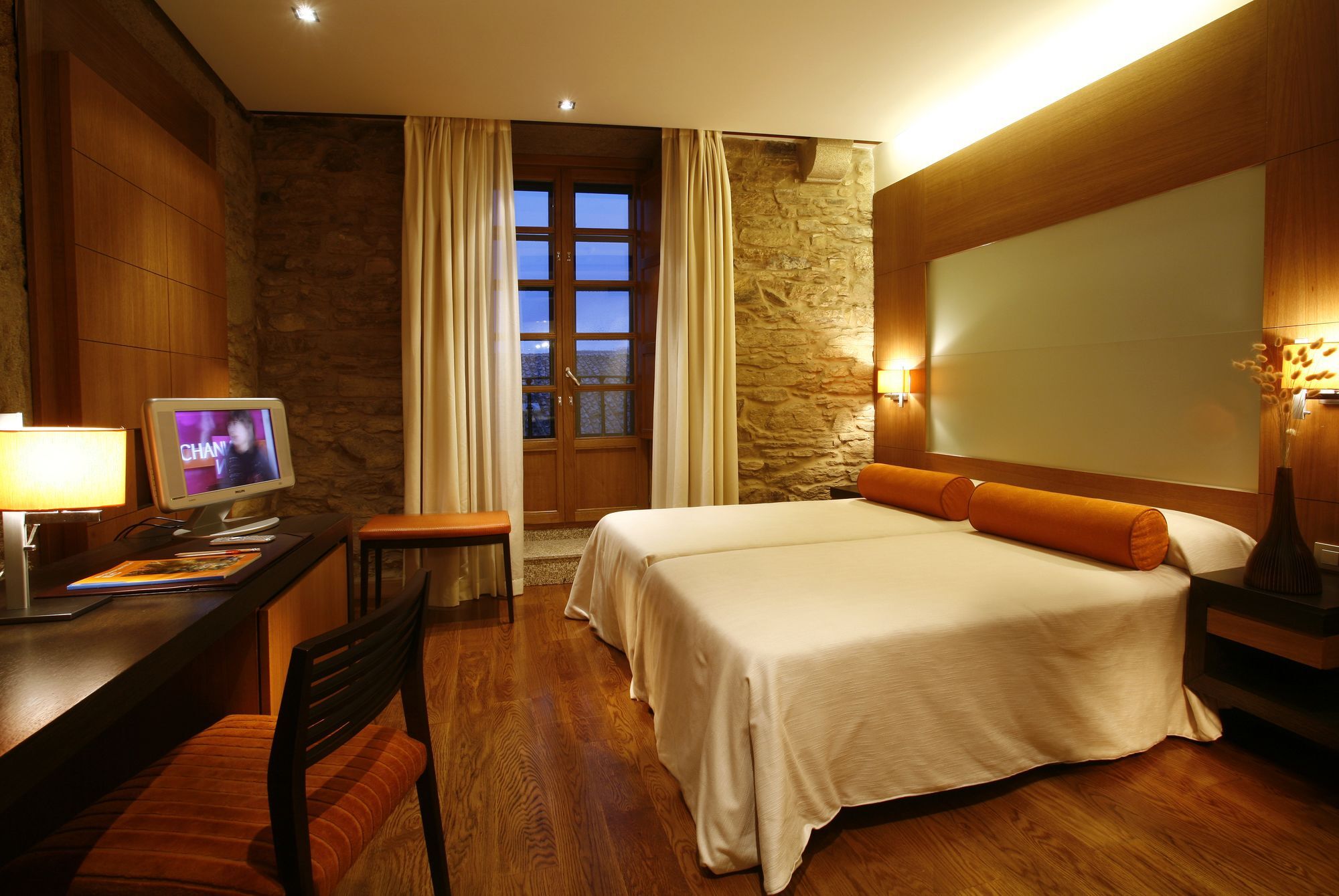 Hotel Altair Сантьяго-де-Компостела Экстерьер фото